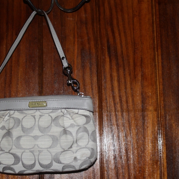 Coach Wristlet - Picture 7 of 14